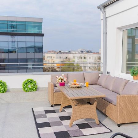 Penthouse With Huge Rooftop Terrace & City View Bucharest Luaran gambar