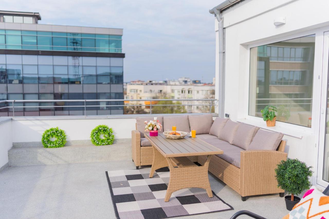 Penthouse With Huge Rooftop Terrace & City View Bucharest Luaran gambar