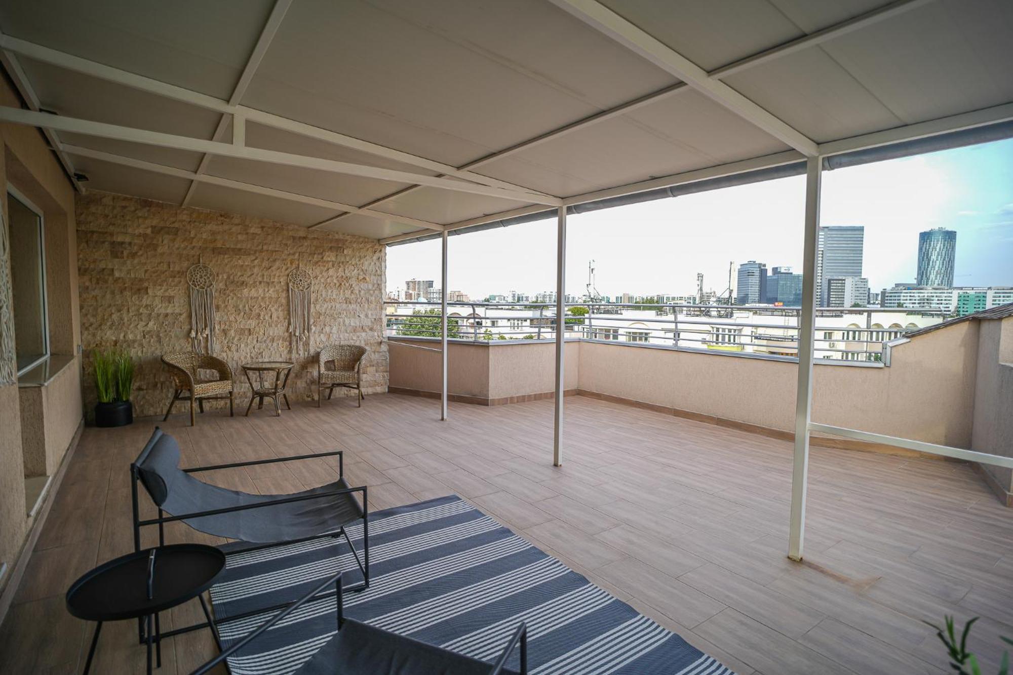 Penthouse With Huge Rooftop Terrace & City View Bucharest Luaran gambar