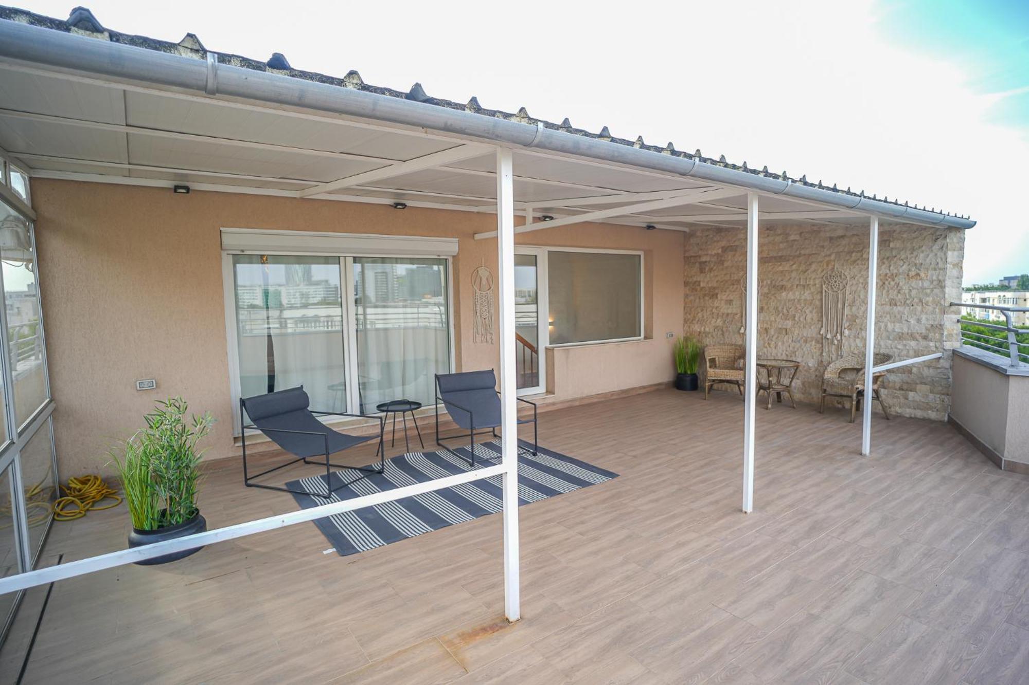 Penthouse With Huge Rooftop Terrace & City View Bucharest Luaran gambar