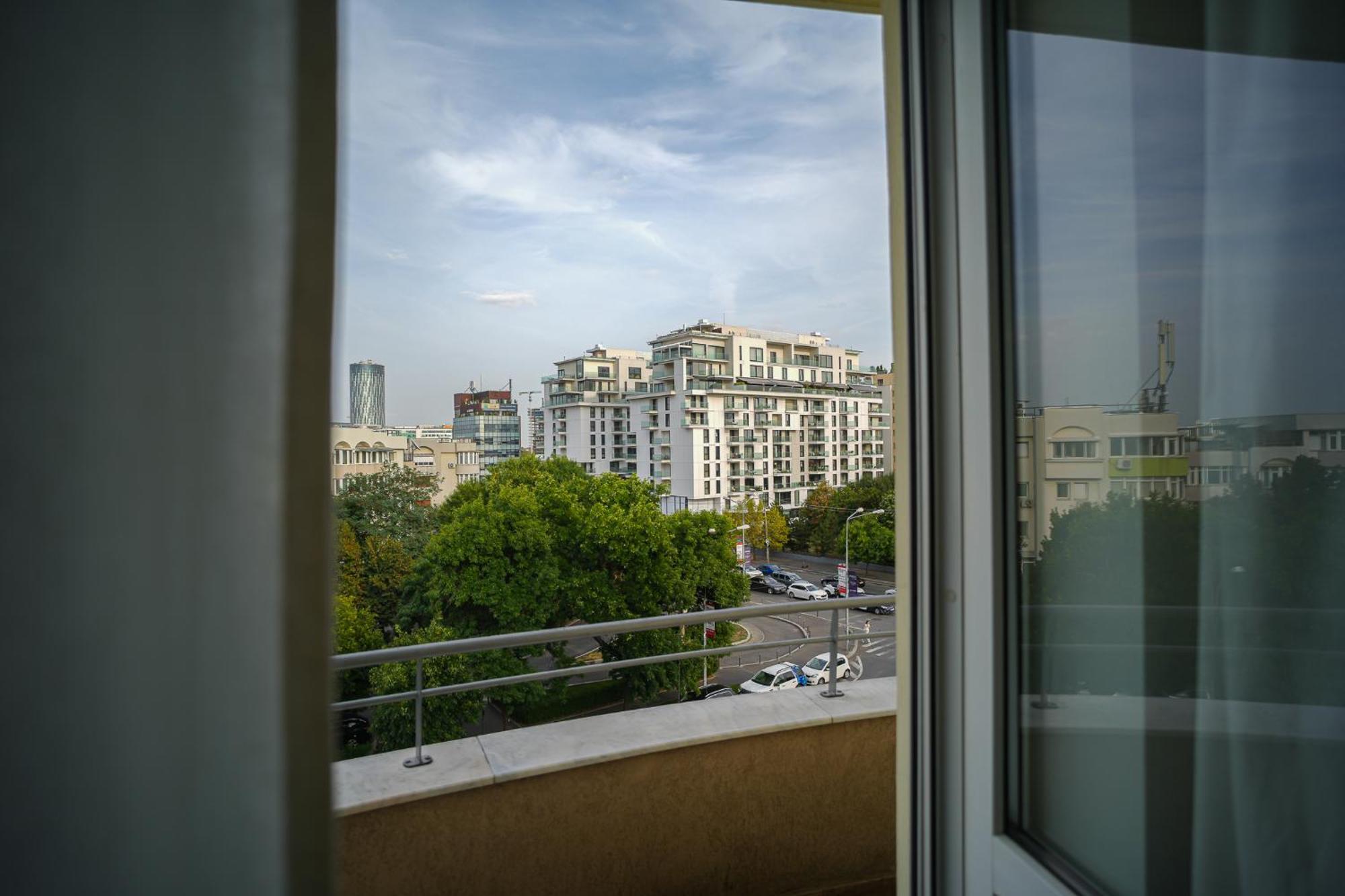 Penthouse With Huge Rooftop Terrace & City View Bucharest Luaran gambar