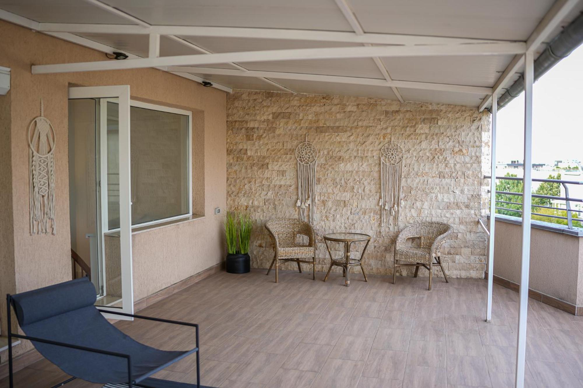 Penthouse With Huge Rooftop Terrace & City View Bucharest Luaran gambar