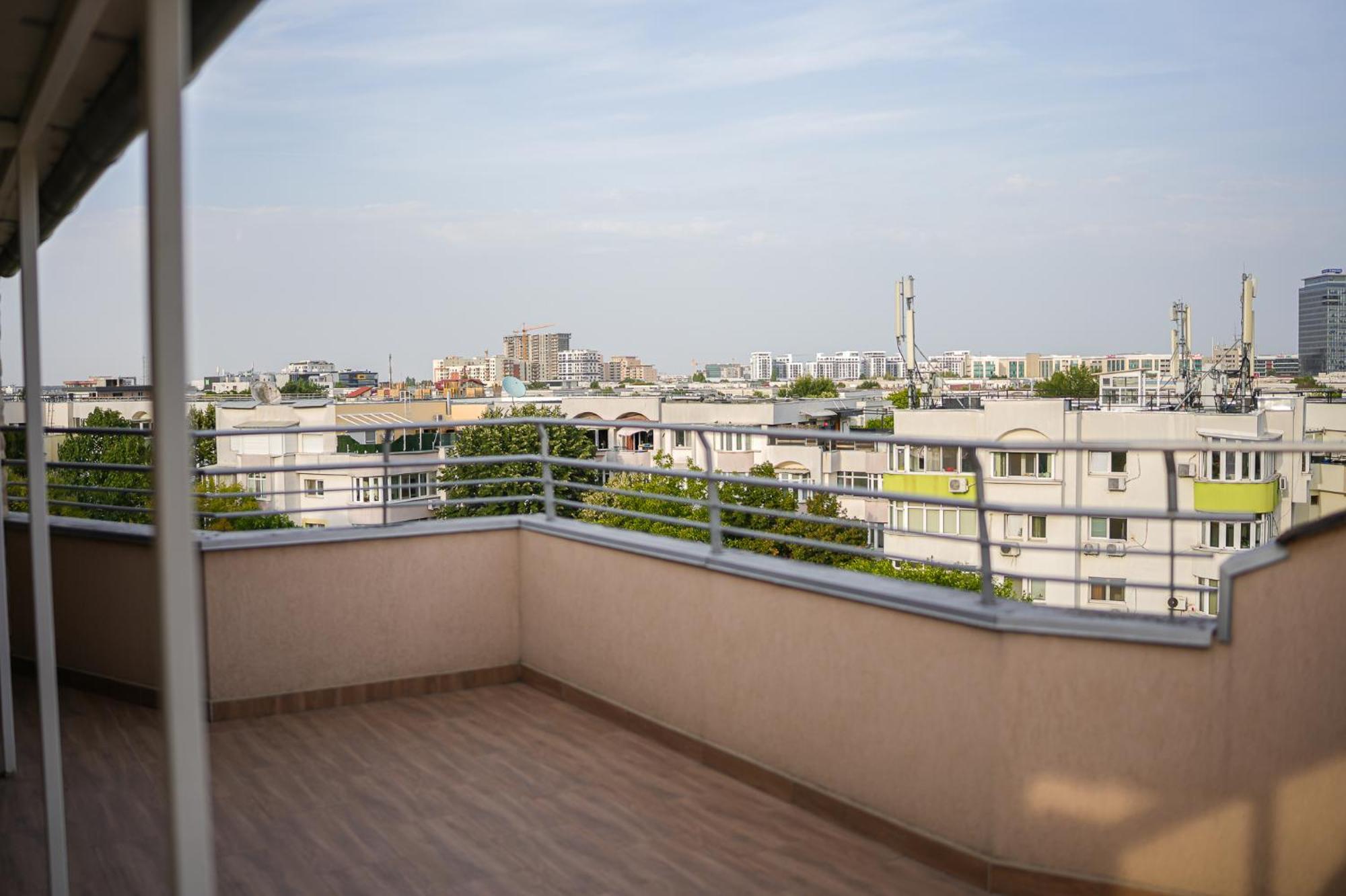 Penthouse With Huge Rooftop Terrace & City View Bucharest Luaran gambar