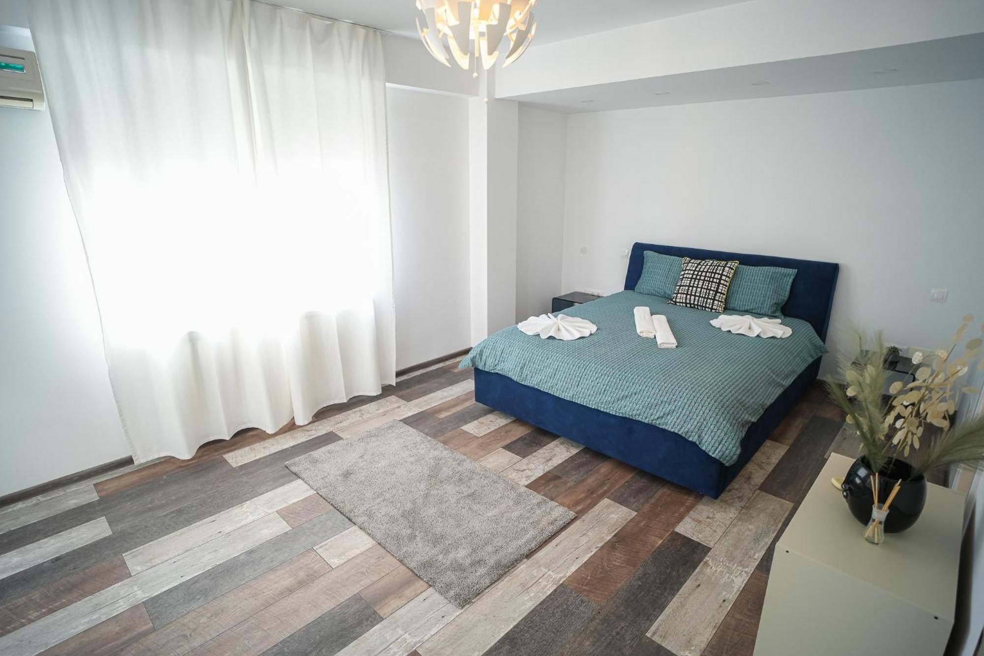 Penthouse With Huge Rooftop Terrace & City View Bucharest Luaran gambar